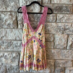 Mini-dress from Urban Outfitters. Size: M